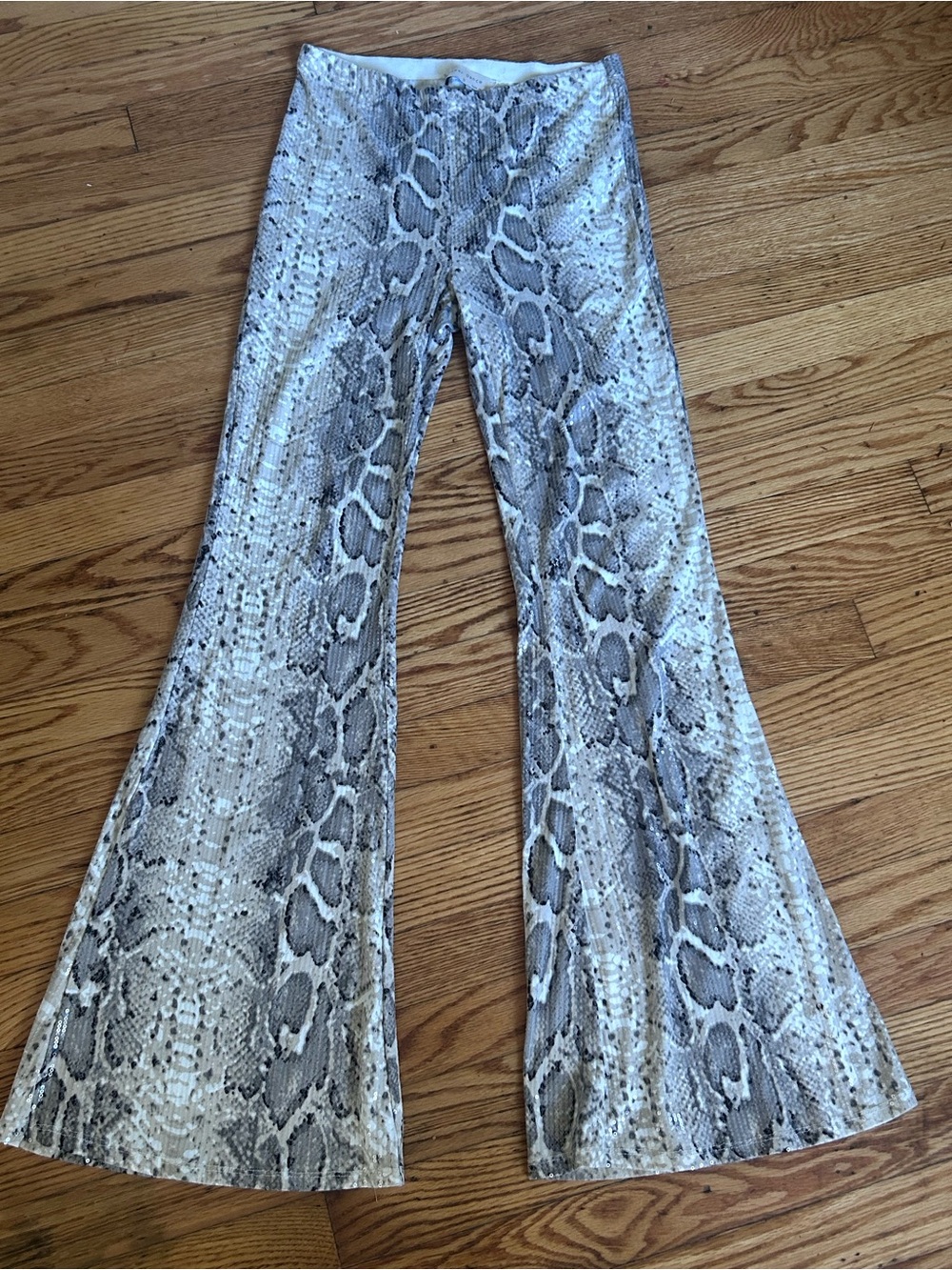 Bear Dance Sequin Snake-Print Flare Pants - Gray & Tan